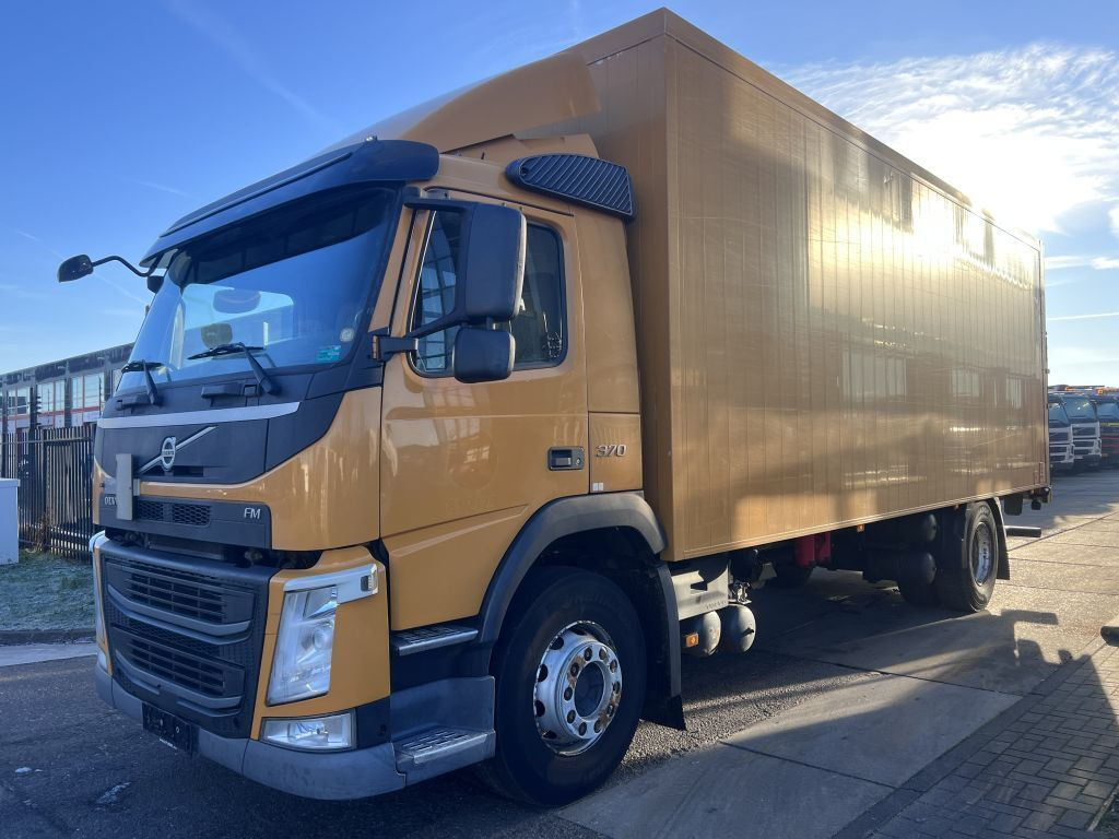 Volvo FM 370 4X2 EURO 6 - LOAD-LIFT - Φορτηγό κόφα: φωτογραφία 1 Volvo FM 370 4X2 EURO 6 - LOAD-LIFT - Φορτηγό κόφα: φωτογραφία 1
