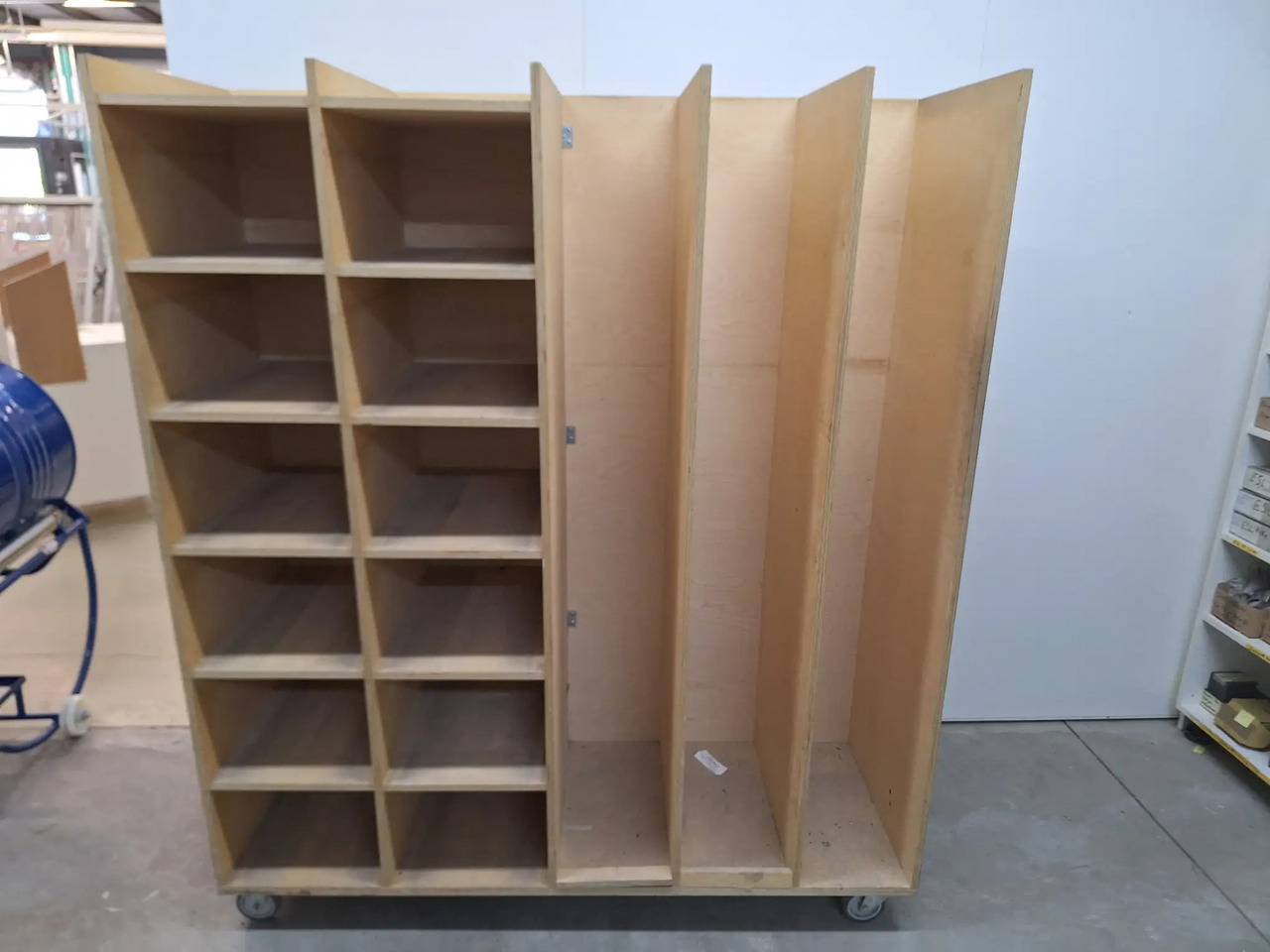 1 Stk. Transportwagen - Ανυψωτικό μηχάνημα: φωτογραφία 1 1 Stk. Transportwagen - Ανυψωτικό μηχάνημα: φωτογραφία 1