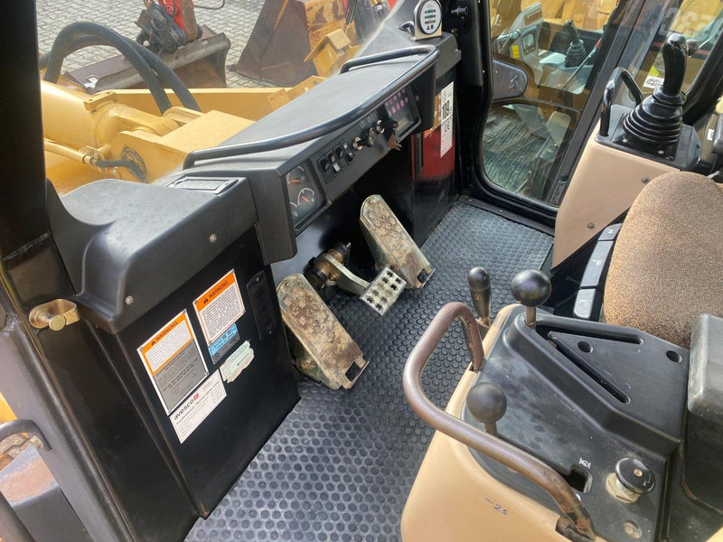 Caterpillar 953C NVT - Ερπυστριοφόρος φορτωτής: φωτογραφία 5 Caterpillar 953C NVT - Ερπυστριοφόρος φορτωτής: φωτογραφία 5