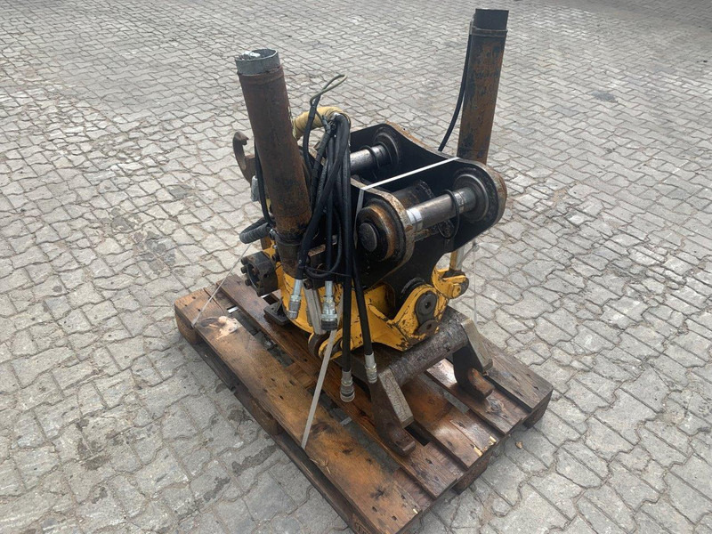 Engcon Engcon 20205 Rototilt NTP10 - Ταχυσύνδεσμος: φωτογραφία 3 Engcon Engcon 20205 Rototilt NTP10 - Ταχυσύνδεσμος: φωτογραφία 3