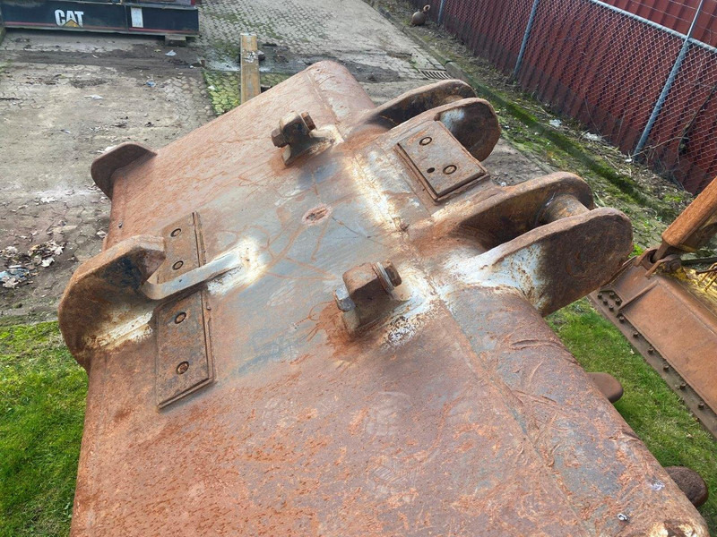 KleppMek CAT 390 Heavy Duty KM4 - 8000 - Κουβάς: φωτογραφία 5 KleppMek CAT 390 Heavy Duty KM4 - 8000 - Κουβάς: φωτογραφία 5