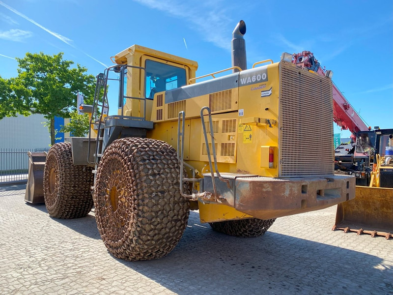 Komatsu WA600-3 NVT - Ελαστιχοφόρος φορτωτής: φωτογραφία 2 Komatsu WA600-3 NVT - Ελαστιχοφόρος φορτωτής: φωτογραφία 2
