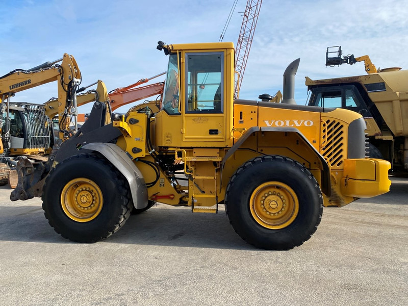 Volvo L90E NVT - Ελαστιχοφόρος φορτωτής: φωτογραφία 2 Volvo L90E NVT - Ελαστιχοφόρος φορτωτής: φωτογραφία 2