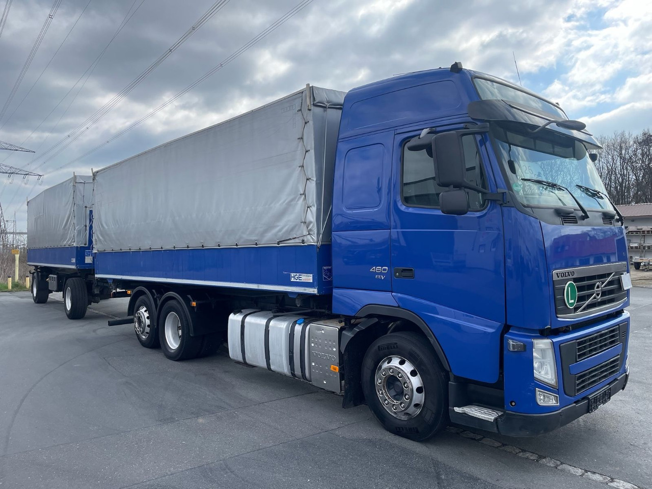 Volvo FH 460 EEV Dreiseiten-Getreidekipper+AnhängerHGE - Φορτηγό μουσαμάς: φωτογραφία 1 Volvo FH 460 EEV Dreiseiten-Getreidekipper+AnhängerHGE - Φορτηγό μουσαμάς: φωτογραφία 1