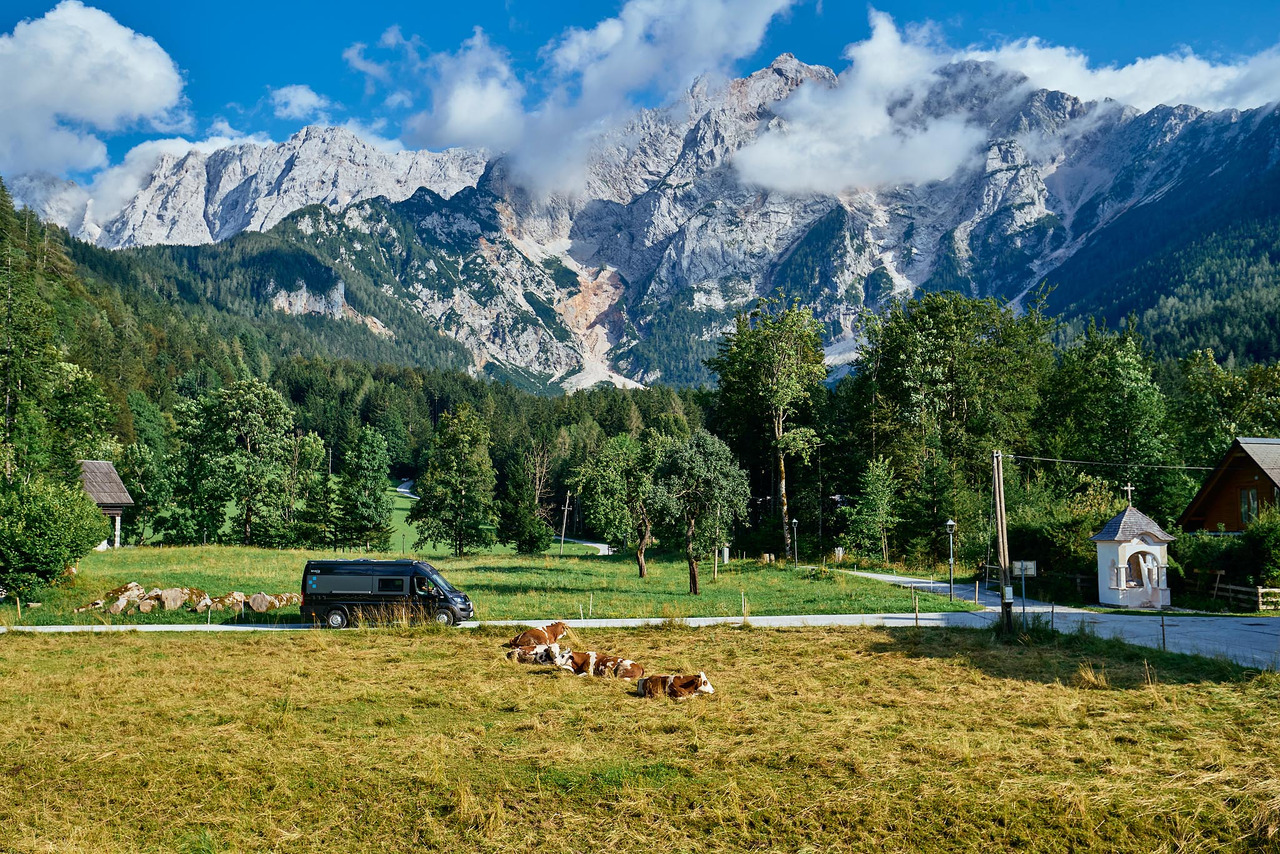 Bravia Swan 599 Nordic - Αυτοκινούμενο βαν: φωτογραφία 5 Bravia Swan 599 Nordic - Αυτοκινούμενο βαν: φωτογραφία 5