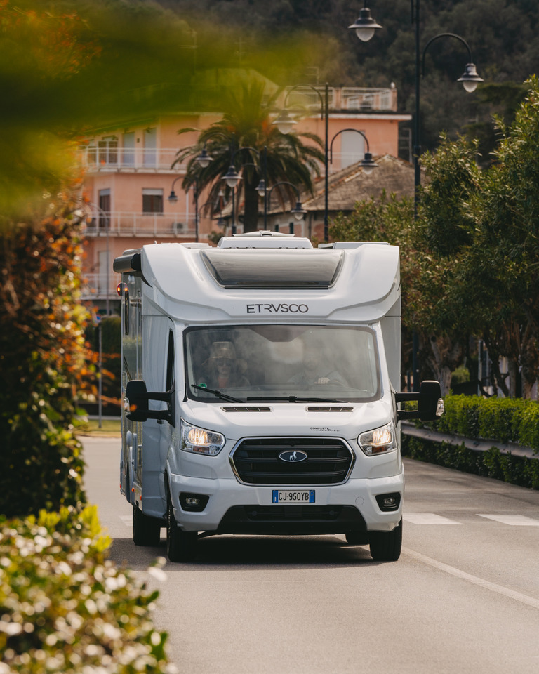 Etrusco T 7.3 QCF - Ημιενιαίο αυτοκινούμενο: φωτογραφία 3 Etrusco T 7.3 QCF - Ημιενιαίο αυτοκινούμενο: φωτογραφία 3