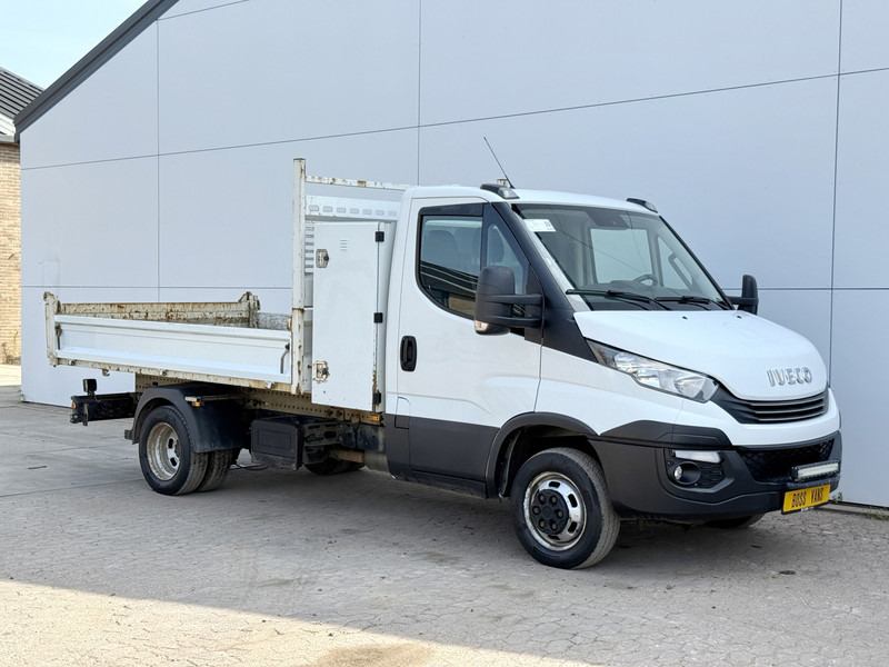 Iveco Daily 35C18 3.0 3.0 Automaat Kipper Dubbellucht 3.5t Trekhaak Airco Cruise Control Navigatie - Όχημα με ανατρεπομενη καροτσα: φωτογραφία 5 Iveco Daily 35C18 3.0 3.0 Automaat Kipper Dubbellucht 3.5t Trekhaak Airco Cruise Control Navigatie - Όχημα με ανατρεπομενη καροτσα: φωτογραφία 5