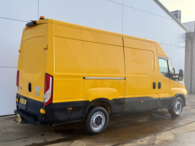 Iveco Daily 35S16 2.3 Automaat L2H2 Oprijplaat Trekhaak Climate Control Cruise Control Lucht Geveerde Stoel - Βαν: φωτογραφία 3 Iveco Daily 35S16 2.3 Automaat L2H2 Oprijplaat Trekhaak Climate Control Cruise Control Lucht Geveerde Stoel - Βαν: φωτογραφία 3