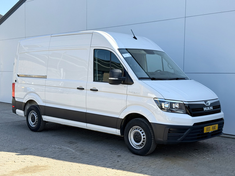 MAN TGE 3.140 2.0 TDI Automaat L3H3 Airco Cruise Control Apple Carplay Camera Parkeersensoren voor achter - Βαν: φωτογραφία 4 MAN TGE 3.140 2.0 TDI Automaat L3H3 Airco Cruise Control Apple Carplay Camera Parkeersensoren voor achter - Βαν: φωτογραφία 4