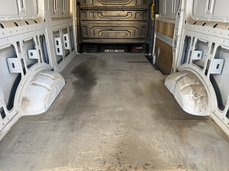 Βαν MAN TGE 3.140 2.0 TDI L3H3 Airco Cruise Control Trekhaak Carplay Navigatie Parkeersensoren voor achter: φωτογραφία 15 Βαν MAN TGE 3.140 2.0 TDI L3H3 Airco Cruise Control Trekhaak Carplay Navigatie Parkeersensoren voor achter: φωτογραφία 15