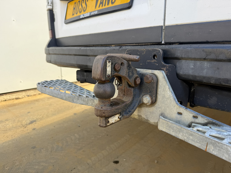 Βαν MAN TGE 3.140 2.0 TDI L3H3 Airco Cruise Control Trekhaak Carplay Navigatie Parkeersensoren voor achter: φωτογραφία 19 Βαν MAN TGE 3.140 2.0 TDI L3H3 Airco Cruise Control Trekhaak Carplay Navigatie Parkeersensoren voor achter: φωτογραφία 19