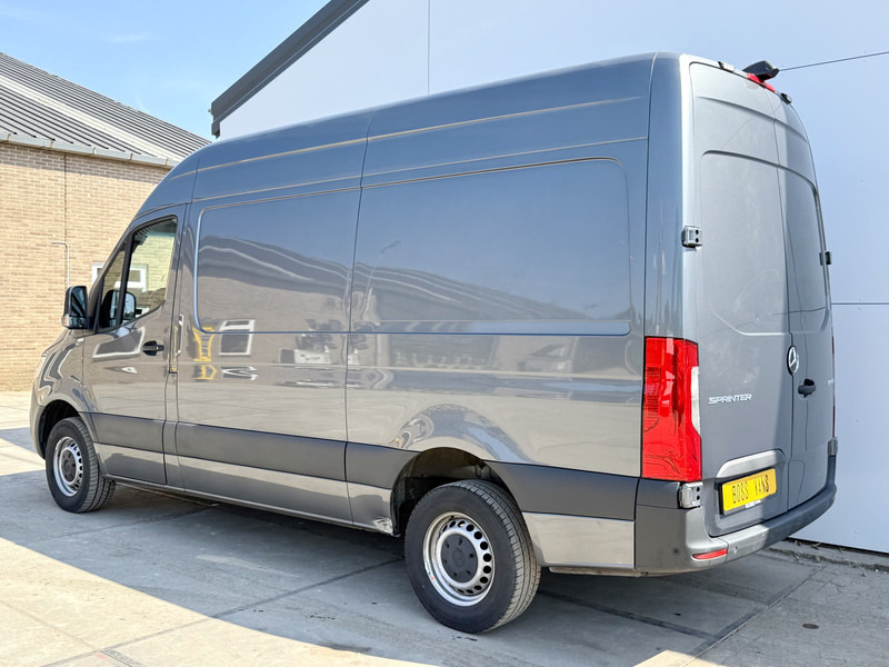 Mercedes-Benz Sprinter 319 1.9 CDI Automaat L2H2 Airco Cruise Control Lane Assist Camera Carplay Dodehoek waarschuwing Parkeersensoren voor achter - Βαν: φωτογραφία 2 Mercedes-Benz Sprinter 319 1.9 CDI Automaat L2H2 Airco Cruise Control Lane Assist Camera Carplay Dodehoek waarschuwing Parkeersensoren voor achter - Βαν: φωτογραφία 2