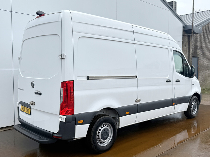 Mercedes-Benz eSprinter 312 55kWh ALL-IN PRIJS L2H2 55kWh 168km WLTP 80kw Snelladen Climate Control Camera Stoelverwarming - Μικρό βαν, Ηλεκτρικό van: φωτογραφία 3 Mercedes-Benz eSprinter 312 55kWh ALL-IN PRIJS L2H2 55kWh 168km WLTP 80kw Snelladen Climate Control Camera Stoelverwarming - Μικρό βαν, Ηλεκτρικό van: φωτογραφία 3