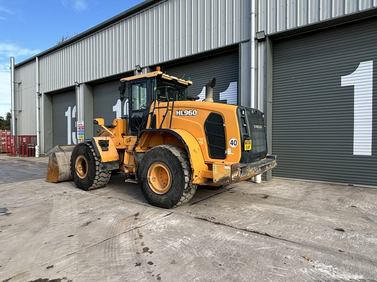 Hyundai HL960 - Ελαστιχοφόρος φορτωτής: φωτογραφία 3 Hyundai HL960 - Ελαστιχοφόρος φορτωτής: φωτογραφία 3