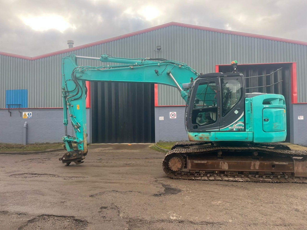 Kobelco SK230SRLC-5E - Ερπυστριοφόρος εκσκαφέας: φωτογραφία 2 Kobelco SK230SRLC-5E - Ερπυστριοφόρος εκσκαφέας: φωτογραφία 2
