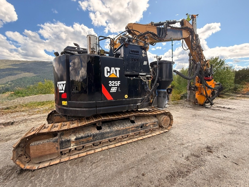 CAT 325 FL CR - Εκσκαφέας: φωτογραφία 2 CAT 325 FL CR - Εκσκαφέας: φωτογραφία 2