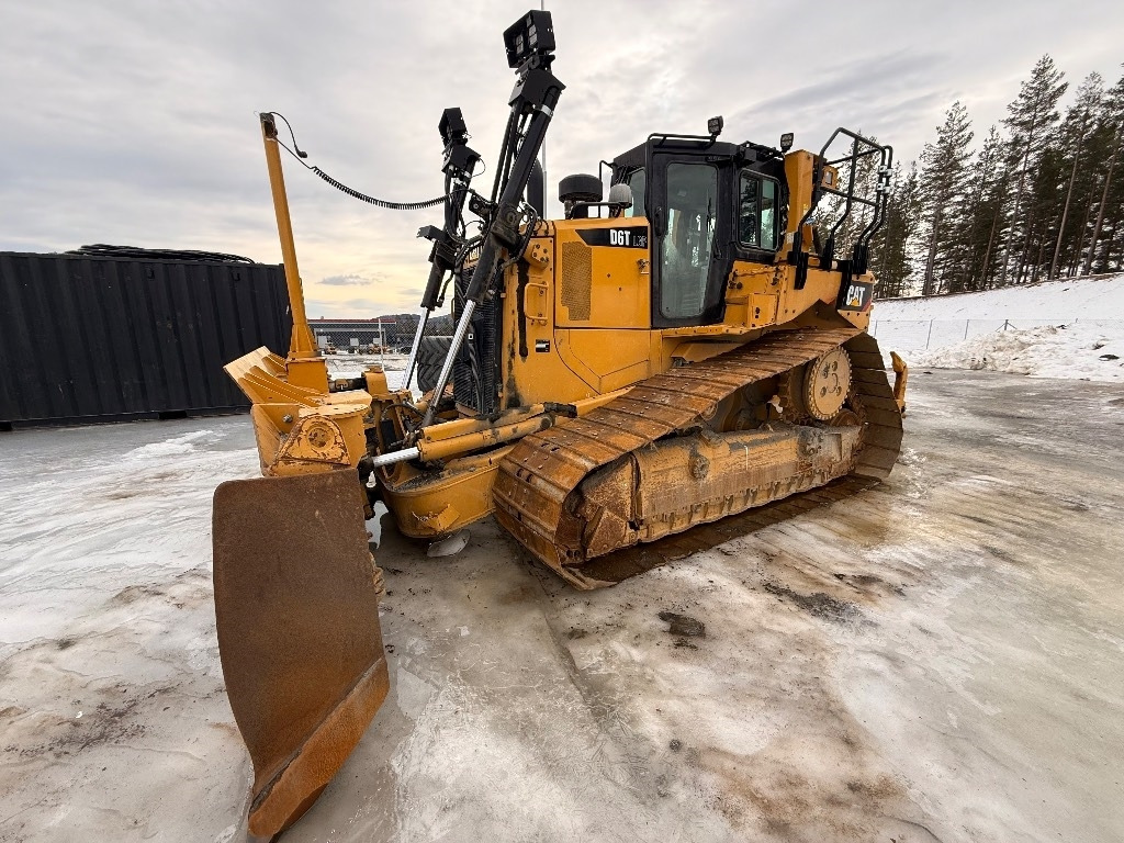 CAT D 6 T LGP - Μπουλντόζα: φωτογραφία 1 CAT D 6 T LGP - Μπουλντόζα: φωτογραφία 1