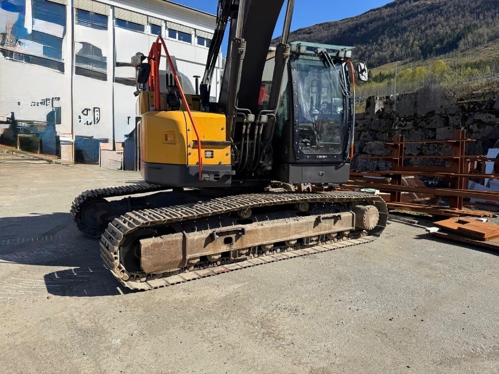 Volvo ECR 235 E - Ερπυστριοφόρος εκσκαφέας: φωτογραφία 5 Volvo ECR 235 E - Ερπυστριοφόρος εκσκαφέας: φωτογραφία 5