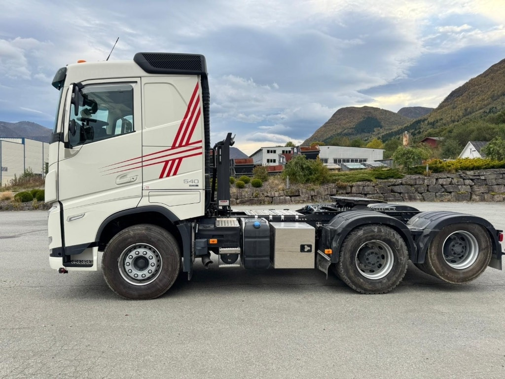 Volvo FH540 6 X 4 - Τράκτορας: φωτογραφία 3 Volvo FH540 6 X 4 - Τράκτορας: φωτογραφία 3
