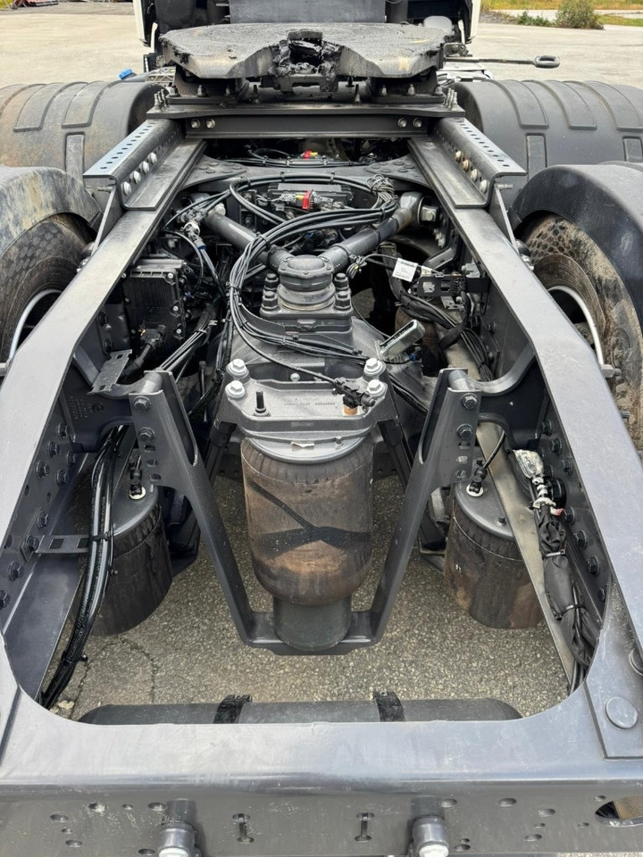 Τράκτορας Volvo FH540 6 X 4: φωτογραφία 16