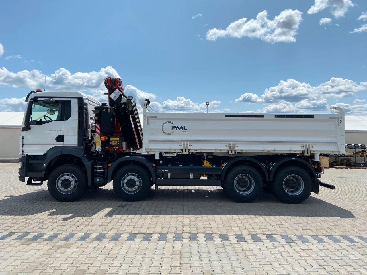 MAN TGS 35.440 DREISEITENKIPPER MIT FASSI F275.026 - Φορτηγό ανατρεπόμενο, Φορτηγό με γερανό: φωτογραφία 4 MAN TGS 35.440 DREISEITENKIPPER MIT FASSI F275.026 - Φορτηγό ανατρεπόμενο, Φορτηγό με γερανό: φωτογραφία 4