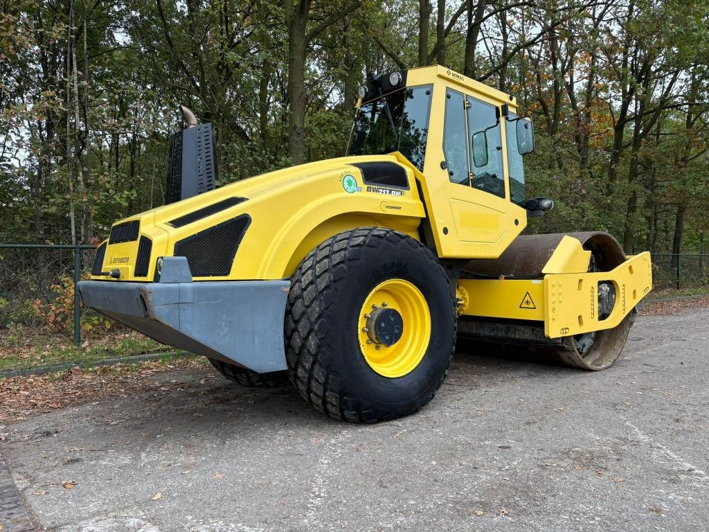Bomag BW 213 D H-4 i EVIB/BVC / Airco / German machine - Οδοστρωτήρες: φωτογραφία 4 Bomag BW 213 D H-4 i EVIB/BVC / Airco / German machine - Οδοστρωτήρες: φωτογραφία 4