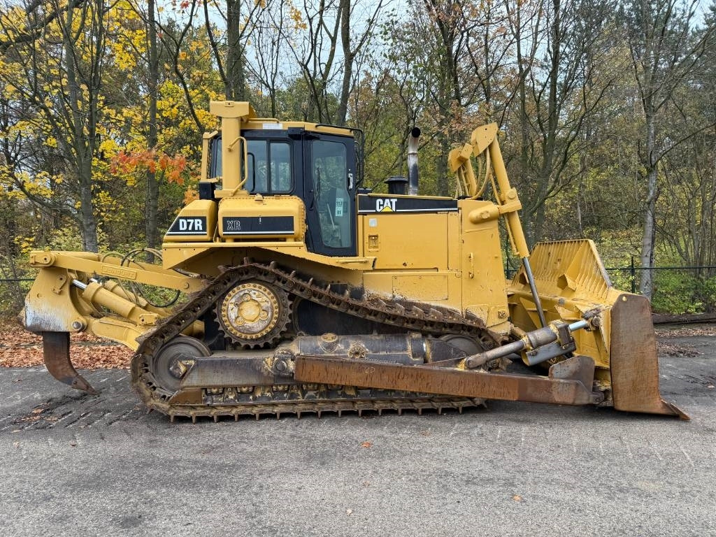 CAT D7R XR CE / LOW HOURS / TOP CONDITION - Μπουλντόζα: φωτογραφία 5 CAT D7R XR CE / LOW HOURS / TOP CONDITION - Μπουλντόζα: φωτογραφία 5