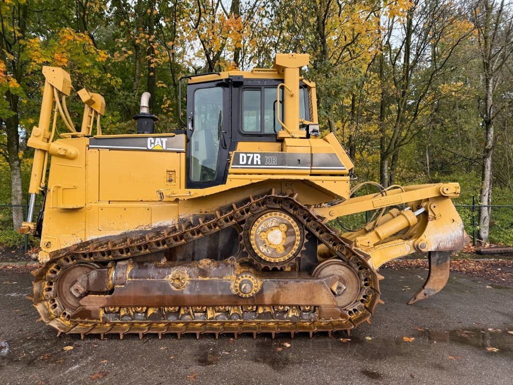 CAT D7R XR CE / LOW HOURS / TOP CONDITION - Μπουλντόζα: φωτογραφία 3 CAT D7R XR CE / LOW HOURS / TOP CONDITION - Μπουλντόζα: φωτογραφία 3