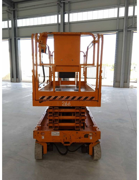 Genie GS 2646 - Ψαλιδωτό ανυψωτικό: φωτογραφία 2 Genie GS 2646 - Ψαλιδωτό ανυψωτικό: φωτογραφία 2