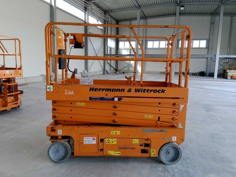 Genie GS 2646 - Ψαλιδωτό ανυψωτικό: φωτογραφία 3 Genie GS 2646 - Ψαλιδωτό ανυψωτικό: φωτογραφία 3