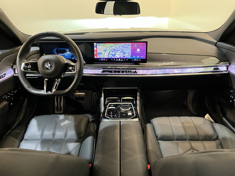 BMW i7 xDrive60 106 kWh / M Sportpakket / Panoramadak / Bowers & Wilkins / 11.600 KM !! - Λιμουζίνα/ Sedan: φωτογραφία 2 BMW i7 xDrive60 106 kWh / M Sportpakket / Panoramadak / Bowers & Wilkins / 11.600 KM !! - Λιμουζίνα/ Sedan: φωτογραφία 2