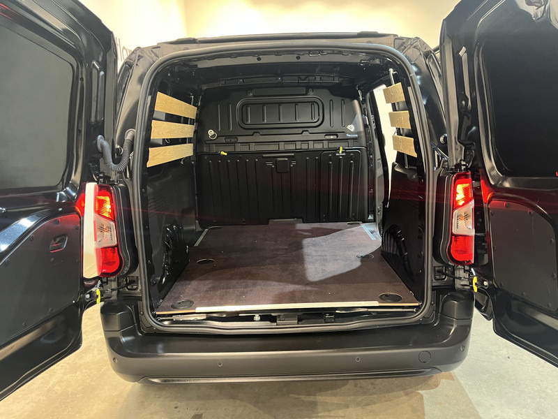 Fiat Doblò 1.5D 130pk L1 Automaat / Euro 6 / Airco / Cruise Control / CarPlay / Camera / 3-Zits / 13.300 KM !! - Μικρό βαν: φωτογραφία 5 Fiat Doblò 1.5D 130pk L1 Automaat / Euro 6 / Airco / Cruise Control / CarPlay / Camera / 3-Zits / 13.300 KM !! - Μικρό βαν: φωτογραφία 5