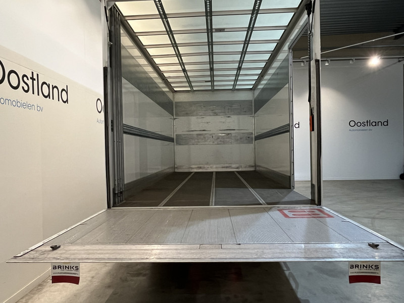 Iveco Daily 35S18 3.0 BE Clixtar Automaat Bakwagen met Laadklep / Laadvermogen 3.060 KG / Euro 6 / Luchtvering / Airco / Camera / CarPlay / Cruise Control / 91.000 KM !! - Τράκτορας: φωτογραφία 5 Iveco Daily 35S18 3.0 BE Clixtar Automaat Bakwagen met Laadklep / Laadvermogen 3.060 KG / Euro 6 / Luchtvering / Airco / Camera / CarPlay / Cruise Control / 91.000 KM !! - Τράκτορας: φωτογραφία 5