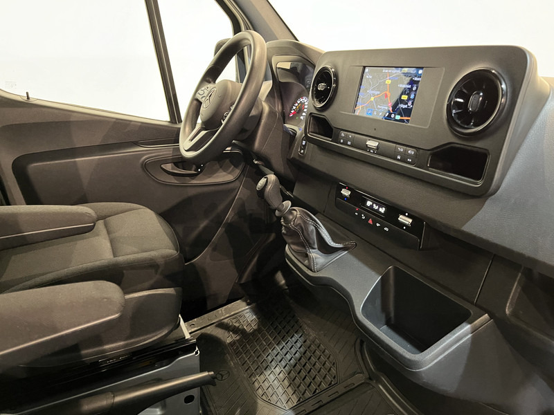 Mercedes-Benz Sprinter 314 CDI L3H2 RWD / Euro 6 / Airco / CarPlay / Camera / Navigatie / 33.000 KM !! / BPM VRIJ !! - Βαν: φωτογραφία 3 Mercedes-Benz Sprinter 314 CDI L3H2 RWD / Euro 6 / Airco / CarPlay / Camera / Navigatie / 33.000 KM !! / BPM VRIJ !! - Βαν: φωτογραφία 3
