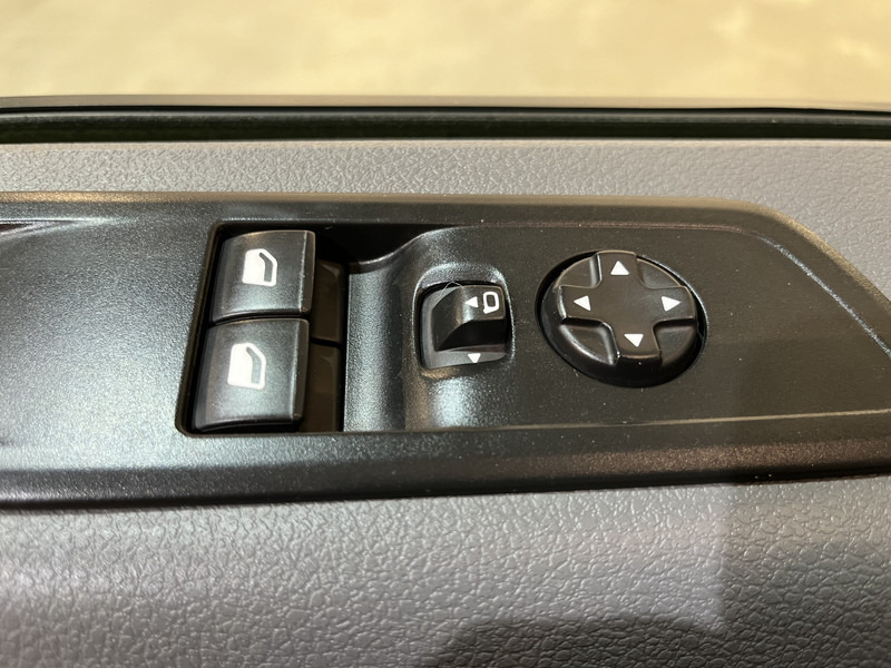 Μικρό βαν Opel Vivaro 2.0 CDTI L2H1 120 PK Servicebus / Inrichting / Euro 6 / 220V. / Airco / Cruise Control / Trekhaak / Camera / CarPlay / Navigatie / 60.800 KM !!: φωτογραφία 15