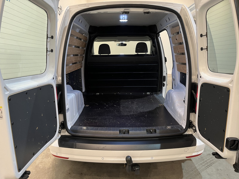 Volkswagen Caddy 2.0 TDI L1H1 BMT Highline / Euro 6 / Airco / Cruise Control / CarPlay / Trekhaak / PDC / Navigatie - Μικρό βαν: φωτογραφία 5 Volkswagen Caddy 2.0 TDI L1H1 BMT Highline / Euro 6 / Airco / Cruise Control / CarPlay / Trekhaak / PDC / Navigatie - Μικρό βαν: φωτογραφία 5
