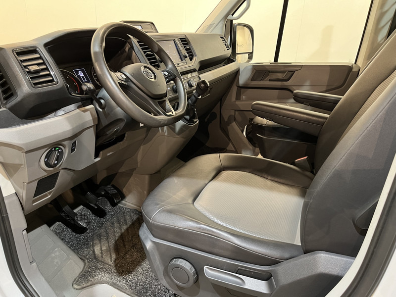 Volkswagen Crafter Crafter 50 TDI 180 PK Open Laadbak / Hiab Kraan / Euro 6 / Airco / Trekhaak 3500 KG / Cruise Control / CarPlay / 51.000 KM !! C-Rijbewijs !! - Μικρό φορτηγό με καρότσα, Φορτηγό με γερανό: φωτογραφία 4 Volkswagen Crafter Crafter 50 TDI 180 PK Open Laadbak / Hiab Kraan / Euro 6 / Airco / Trekhaak 3500 KG / Cruise Control / CarPlay / 51.000 KM !! C-Rijbewijs !! - Μικρό φορτηγό με καρότσα, Φορτηγό με γερανό: φωτογραφία 4