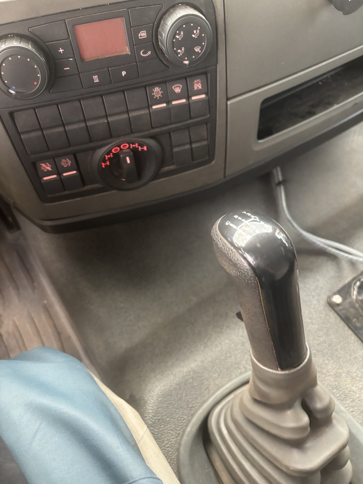 Εκχιονιστικό μηχάνημα MAN TGM 18.250 4X4BB GRITTER/SPREADER/PLOUGH: φωτογραφία 11 Εκχιονιστικό μηχάνημα MAN TGM 18.250 4X4BB GRITTER/SPREADER/PLOUGH: φωτογραφία 11