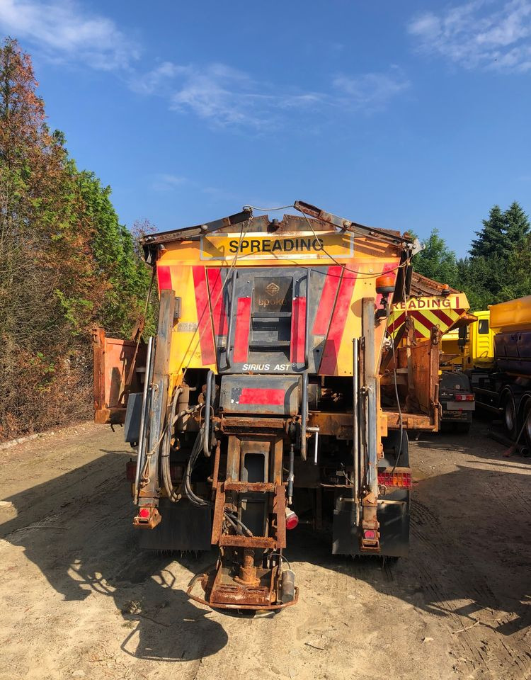 Μίσθωση Mercedes-Benz Atego 1324 4x4 wywrotka piaskarka solarka Mercedes-Benz Atego 1324 4x4 wywrotka piaskarka solarka: φωτογραφία 9 Μίσθωση Mercedes-Benz Atego 1324 4x4 wywrotka piaskarka solarka Mercedes-Benz Atego 1324 4x4 wywrotka piaskarka solarka: φωτογραφία 9