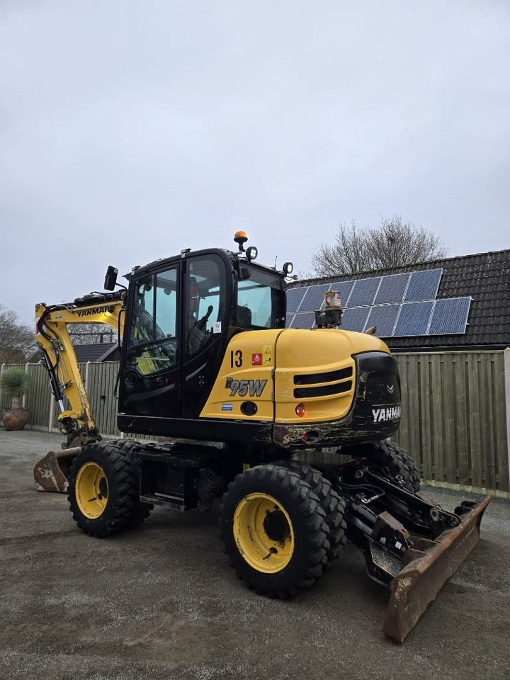 Yanmar B 95 W - Τροχοφόρος εκσκαφέας: φωτογραφία 2 Yanmar B 95 W - Τροχοφόρος εκσκαφέας: φωτογραφία 2