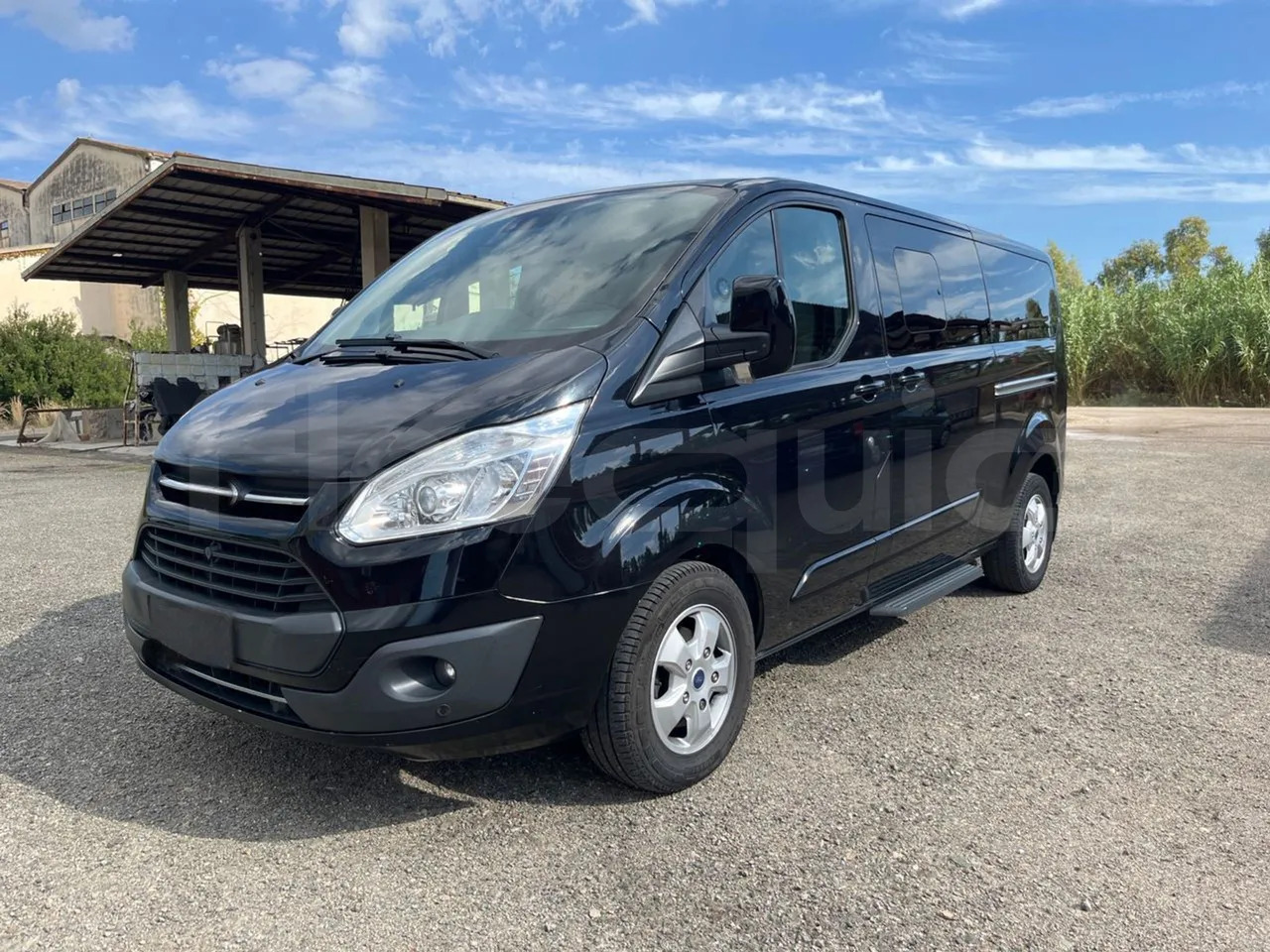 Ford Tourneo Custom - Μικρό λεωφορείο, Επιβατικό βαν: φωτογραφία 4 Ford Tourneo Custom - Μικρό λεωφορείο, Επιβατικό βαν: φωτογραφία 4