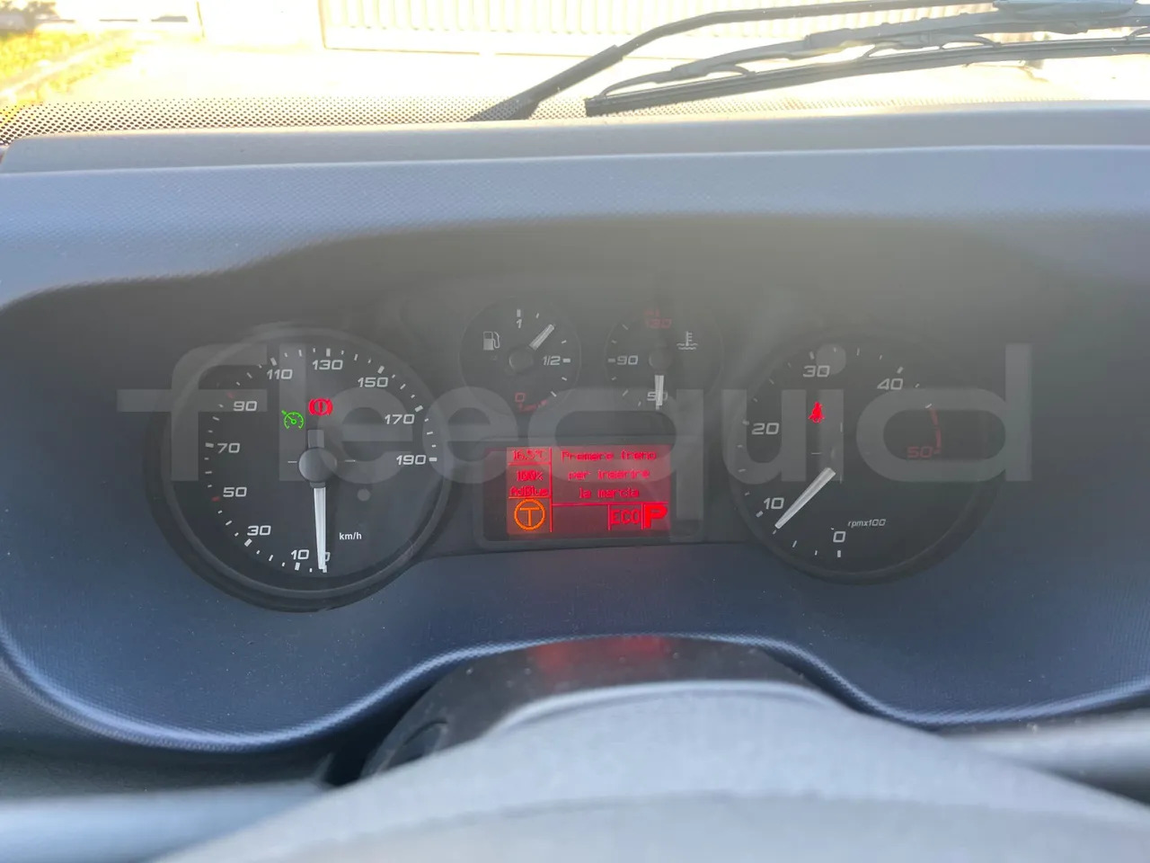 Indcar Wing - Μικρό λεωφορείο, Επιβατικό βαν: φωτογραφία 3 Indcar Wing - Μικρό λεωφορείο, Επιβατικό βαν: φωτογραφία 3