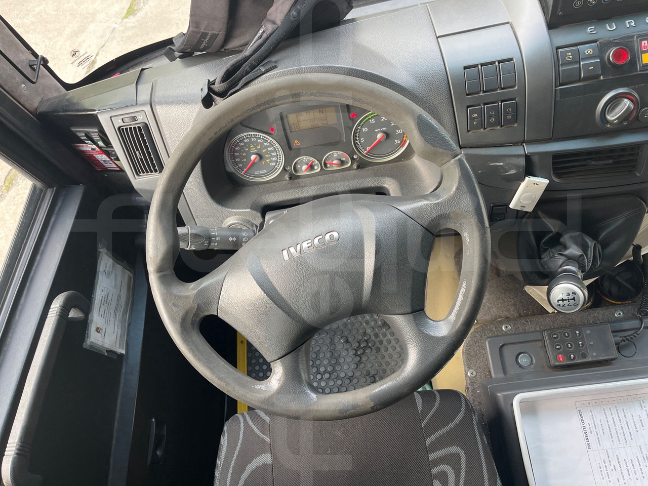 Μίσθωση  Iveco 100/E4 Iveco 100/E4: φωτογραφία 18