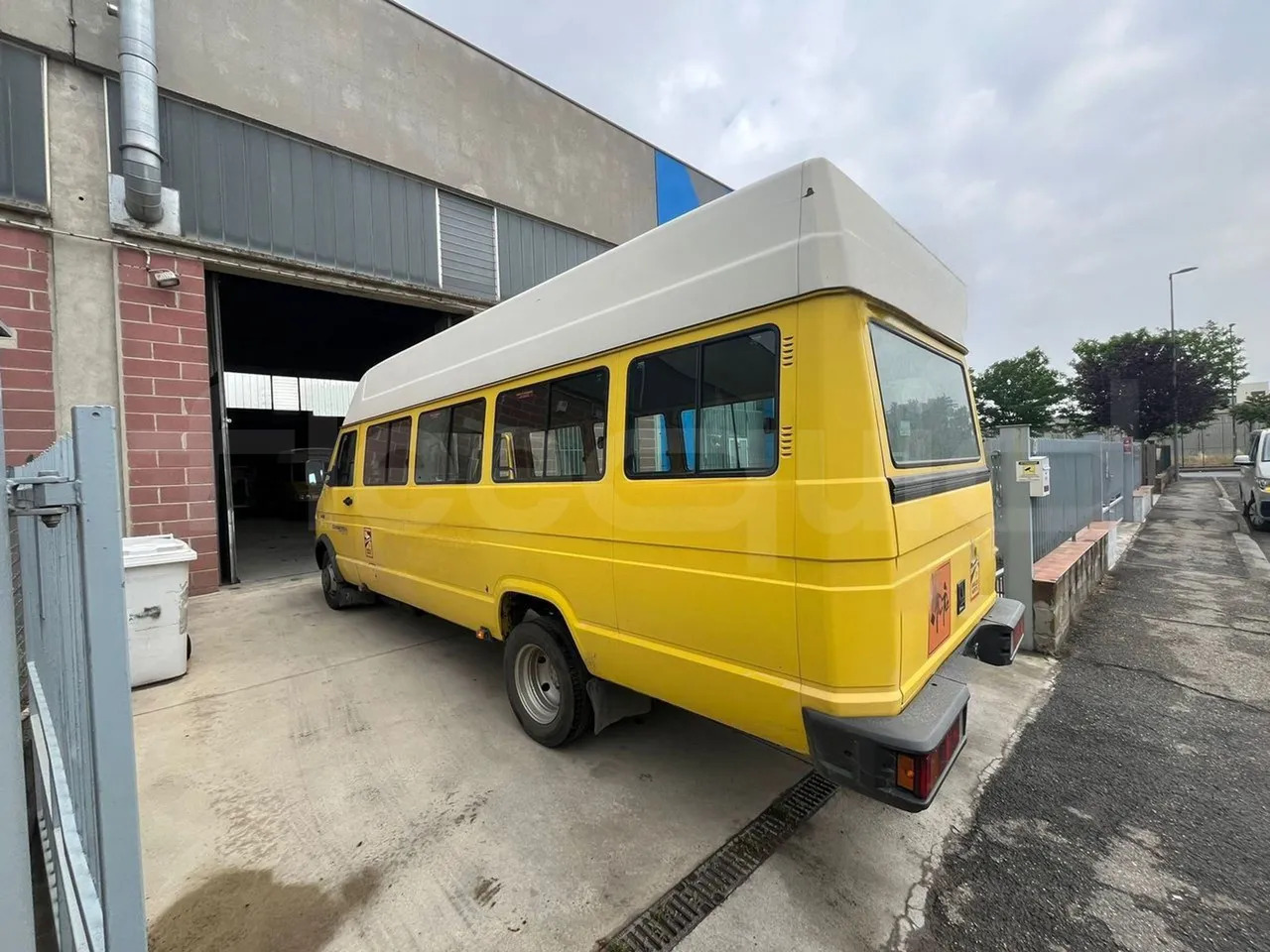 Iveco A45E10 - Σχολικό λεωφορείο: φωτογραφία 5 Iveco A45E10 - Σχολικό λεωφορείο: φωτογραφία 5