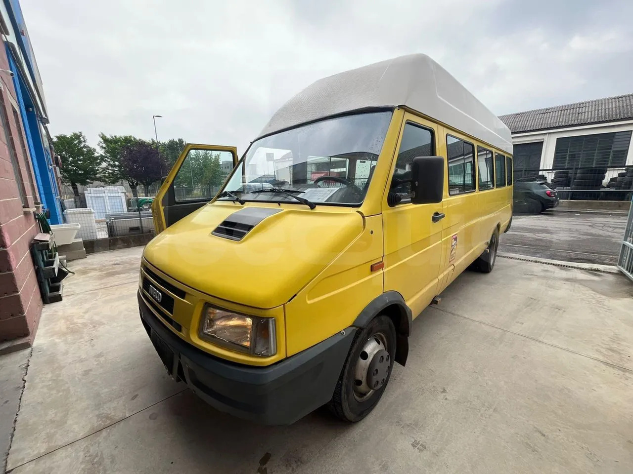 Iveco A45E10 - Σχολικό λεωφορείο: φωτογραφία 3 Iveco A45E10 - Σχολικό λεωφορείο: φωτογραφία 3