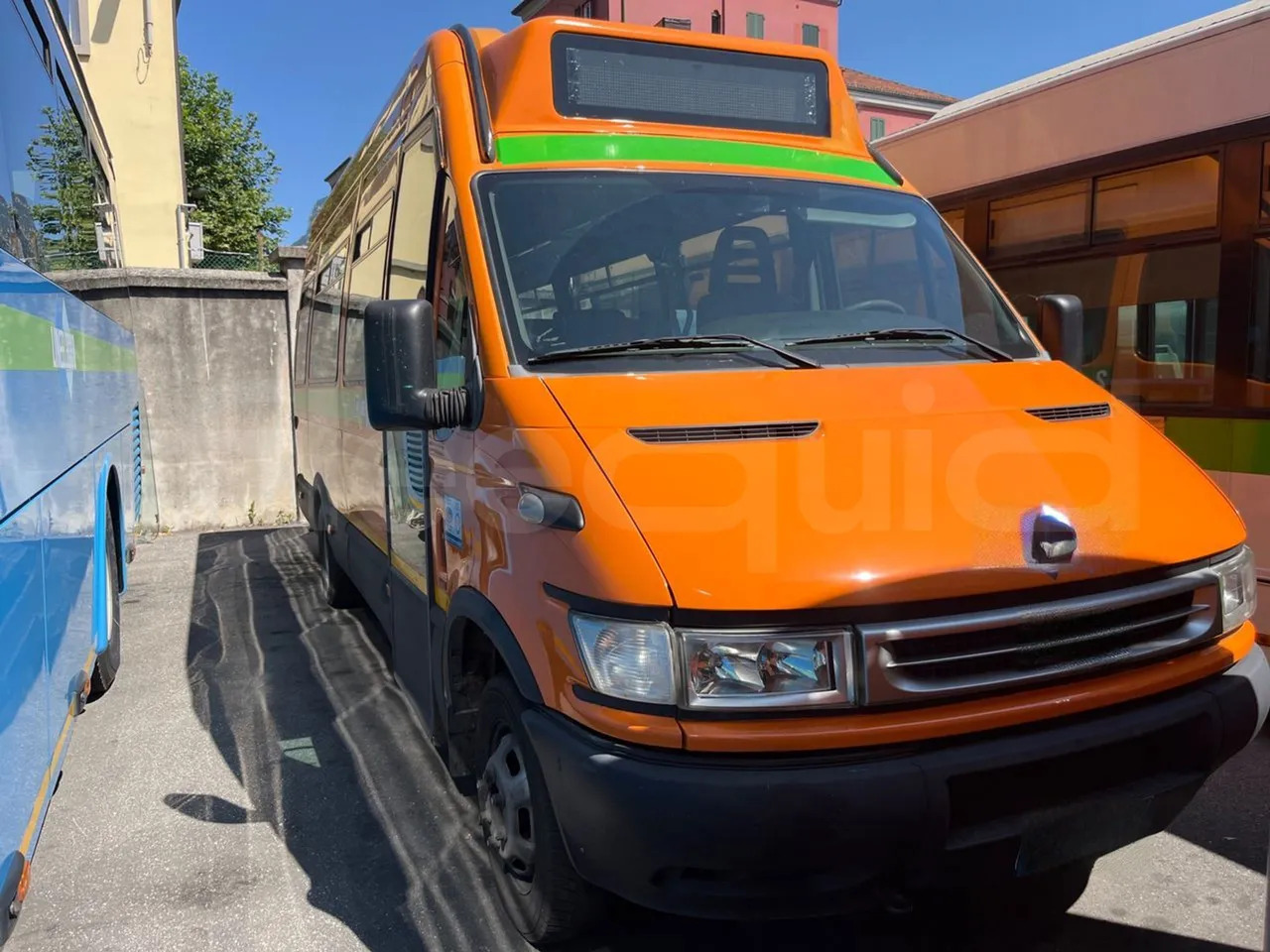 Iveco Daily - Μικρό λεωφορείο, Επιβατικό βαν: φωτογραφία 2 Iveco Daily - Μικρό λεωφορείο, Επιβατικό βαν: φωτογραφία 2
