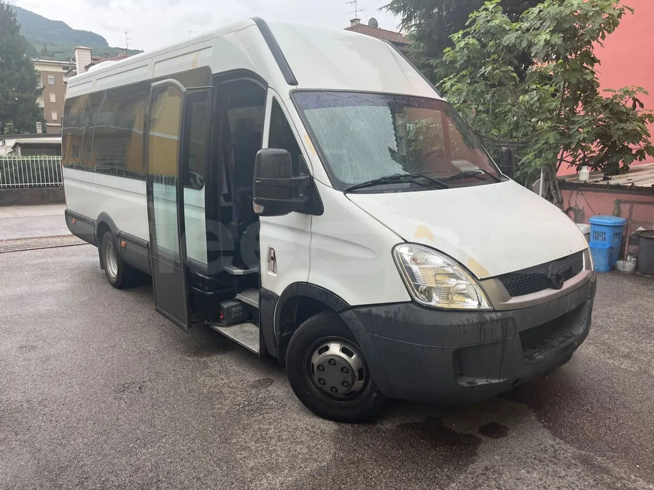 Μικρό λεωφορείο, Επιβατικό βαν Iveco Daily: φωτογραφία 10