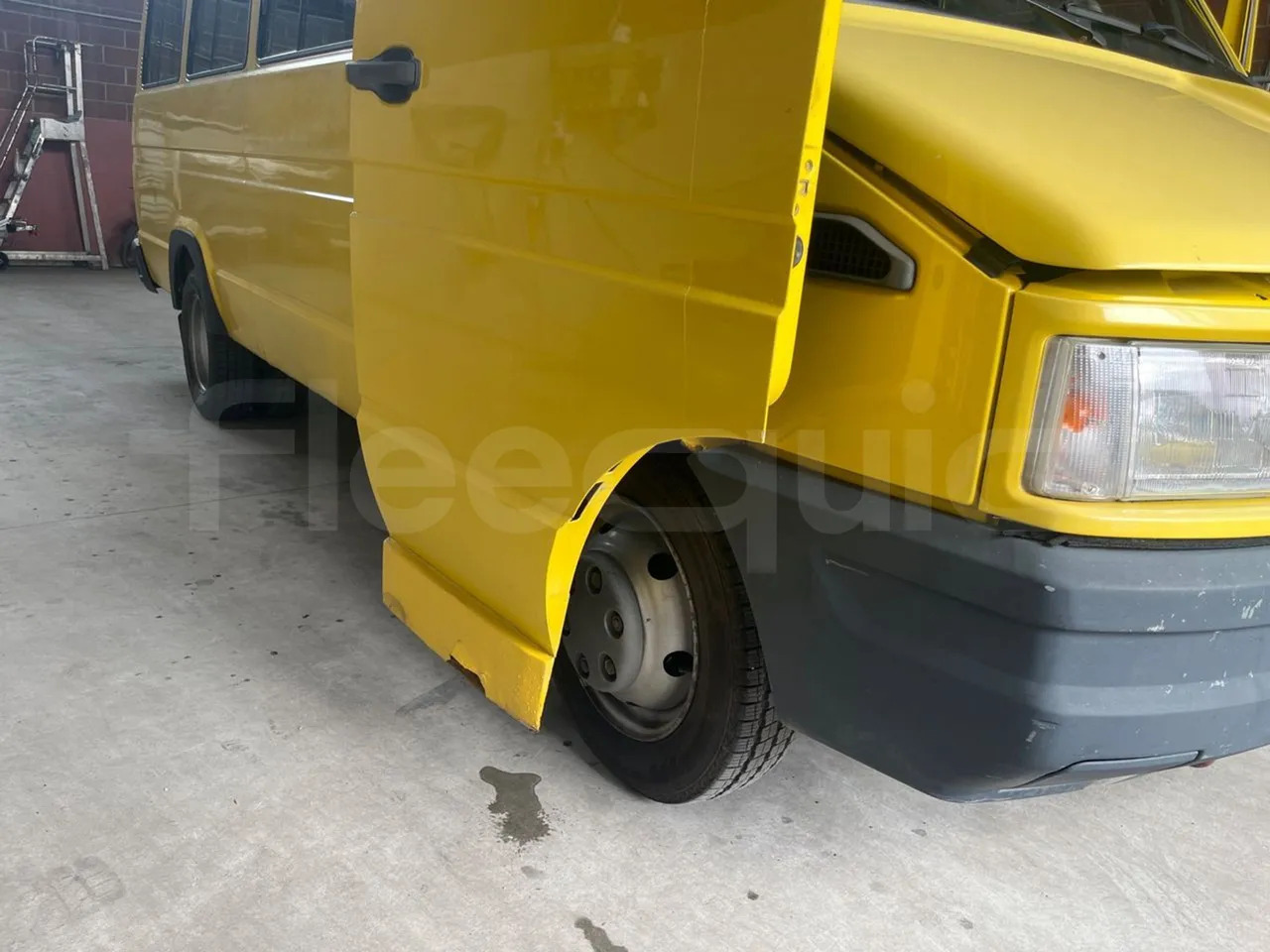 Iveco Daily - Σχολικό λεωφορείο: φωτογραφία 1 Iveco Daily - Σχολικό λεωφορείο: φωτογραφία 1
