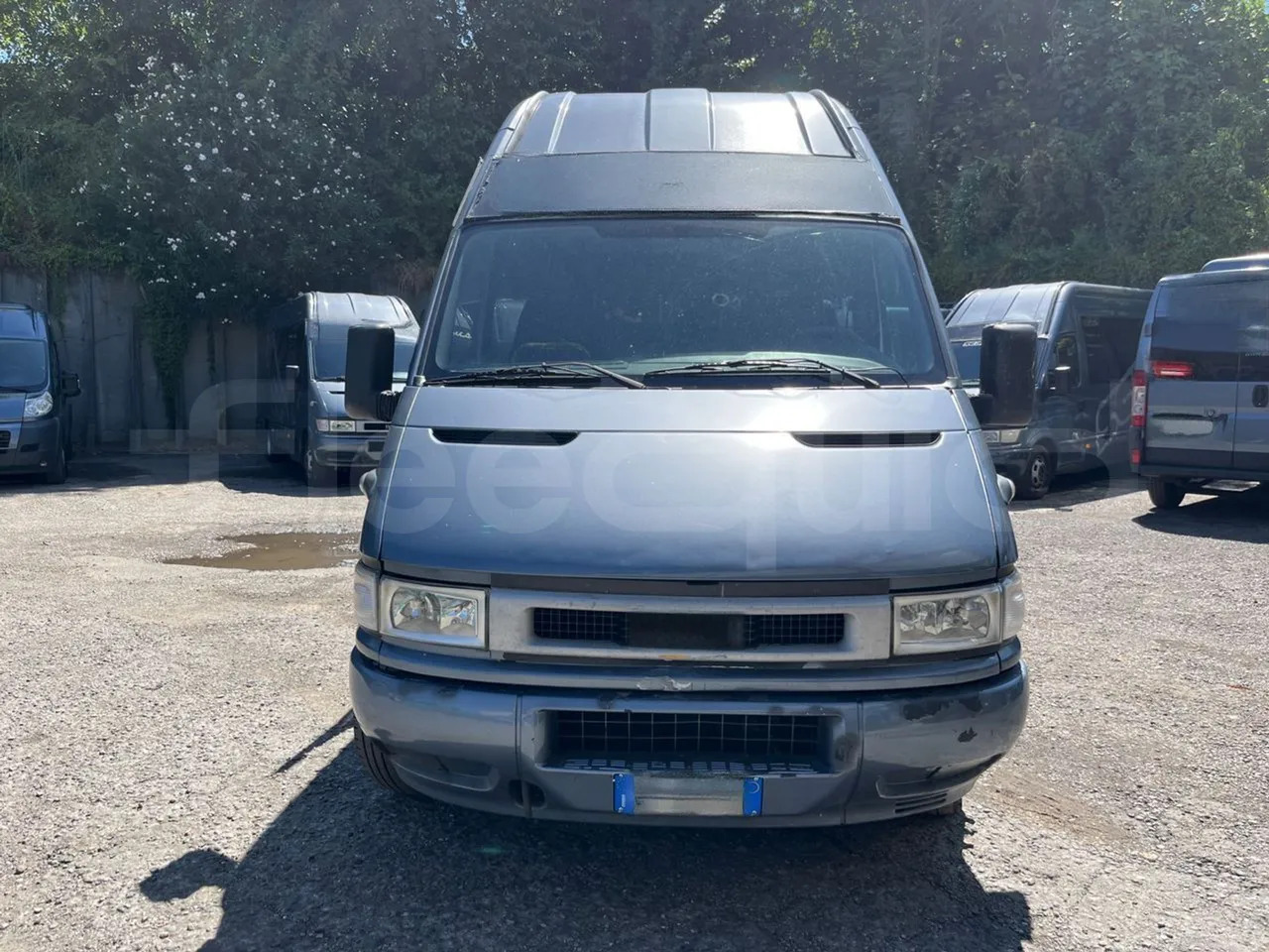 Iveco Daily - Μικρό λεωφορείο, Επιβατικό βαν: φωτογραφία 2 Iveco Daily - Μικρό λεωφορείο, Επιβατικό βαν: φωτογραφία 2