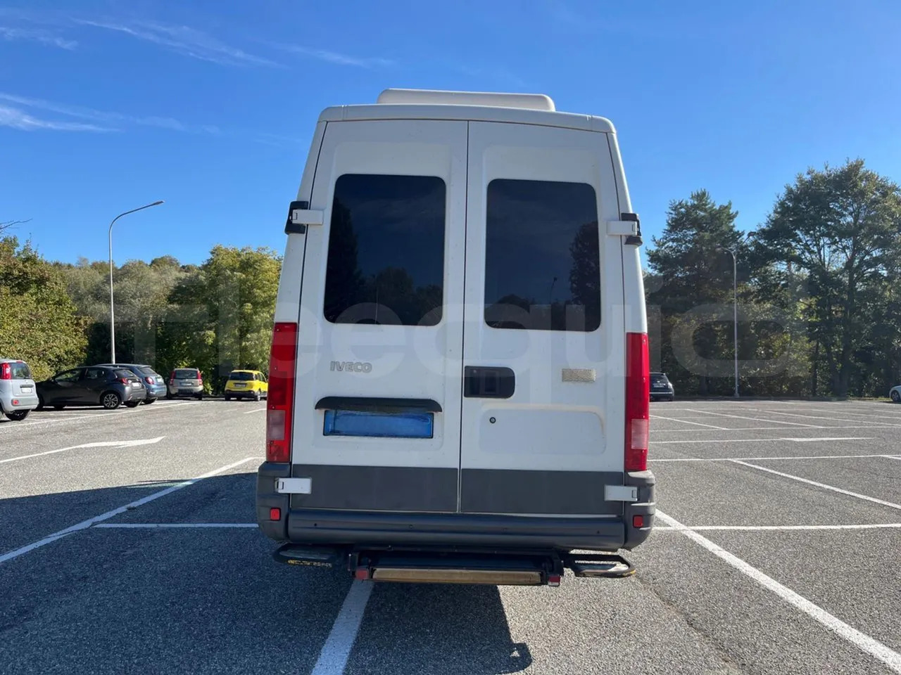 Iveco Daily - Προαστιακό λεωφορείο: φωτογραφία 5 Iveco Daily - Προαστιακό λεωφορείο: φωτογραφία 5